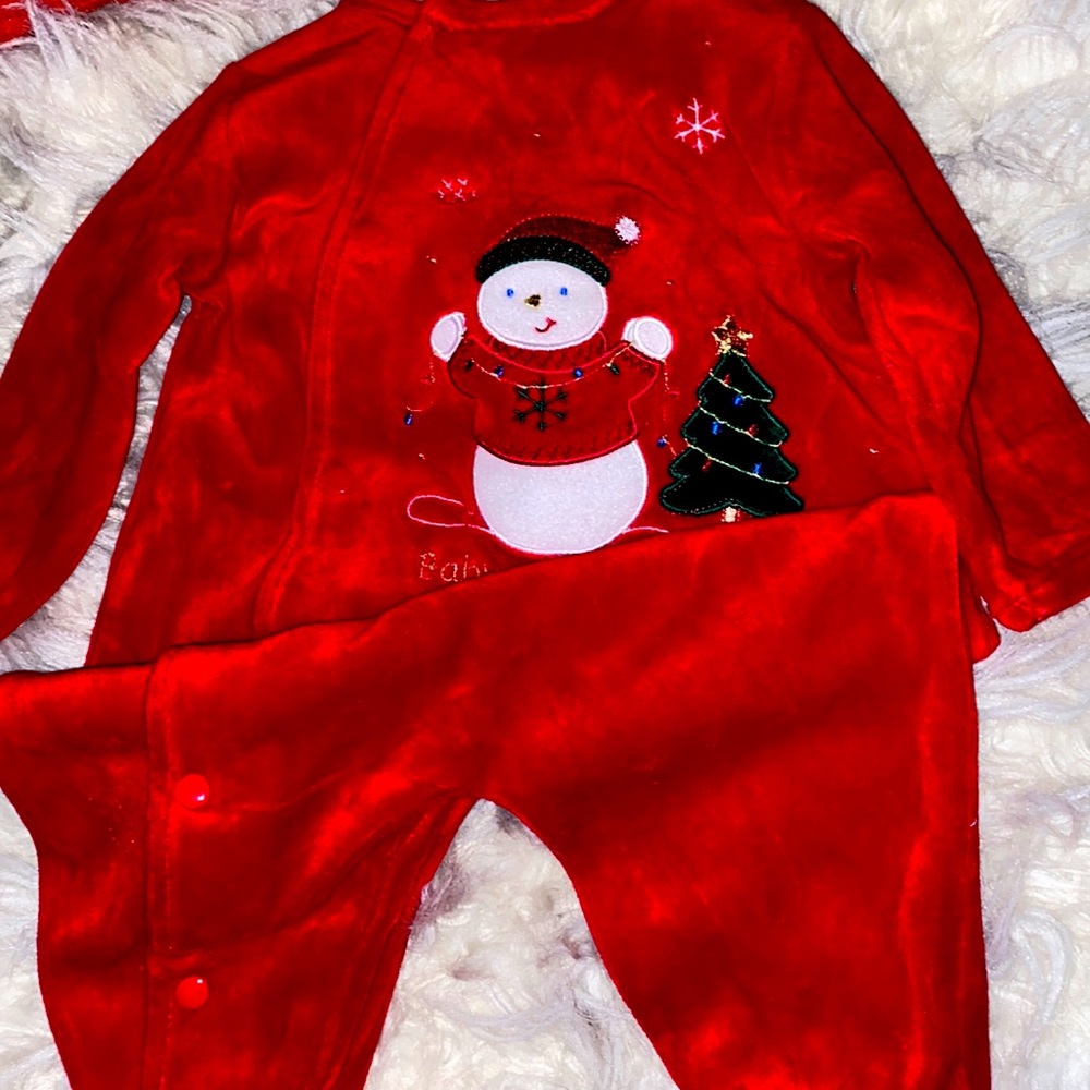 MiniBasik Red “Baby’s 1st Christmas” 2Pc Onesie With Hat. Size: 6 Mo/ 12-16 Lbs - Picture 1 of 7